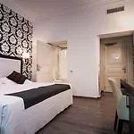 Alexandra 3*