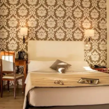 Hotel Alexandra