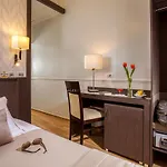 Alexandra 3*