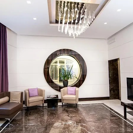 Alexandra Отель Рим